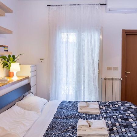 Rent In Rome Giubbonari Apartment Luaran gambar